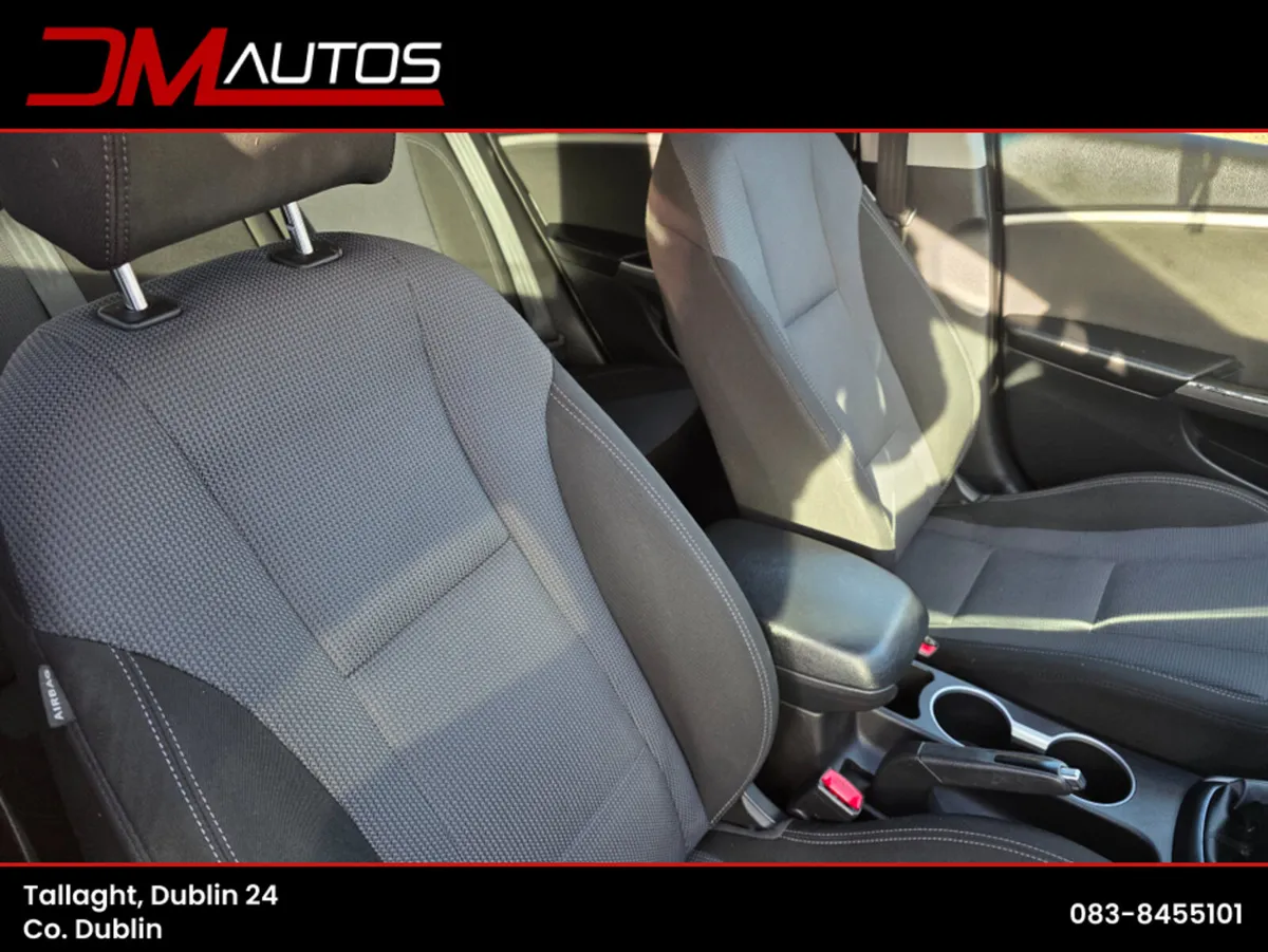 Hyundai i30 SE BLUE DRIVE 110PS 5DR - Image 4