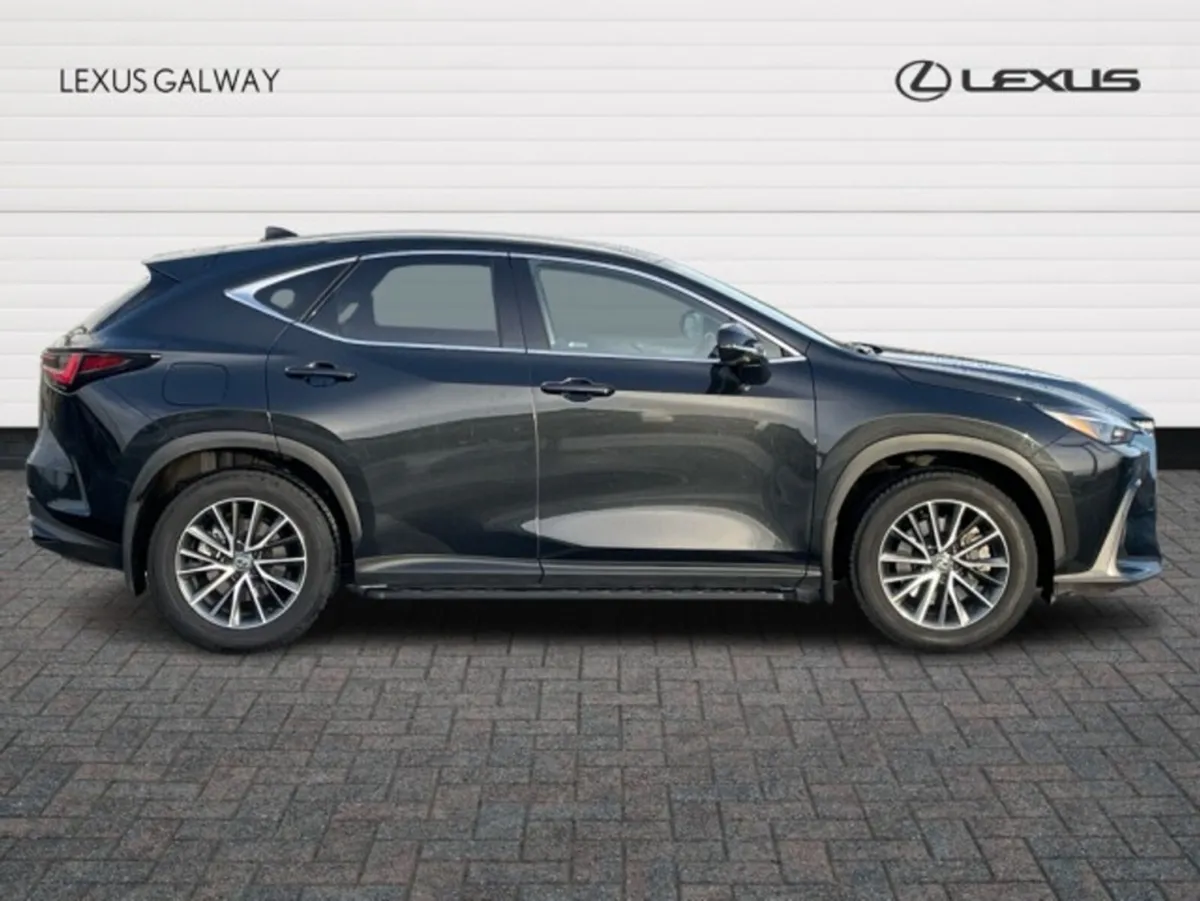 Lexus NX NX 450h+ Executive 252 // Remote Central - Image 3