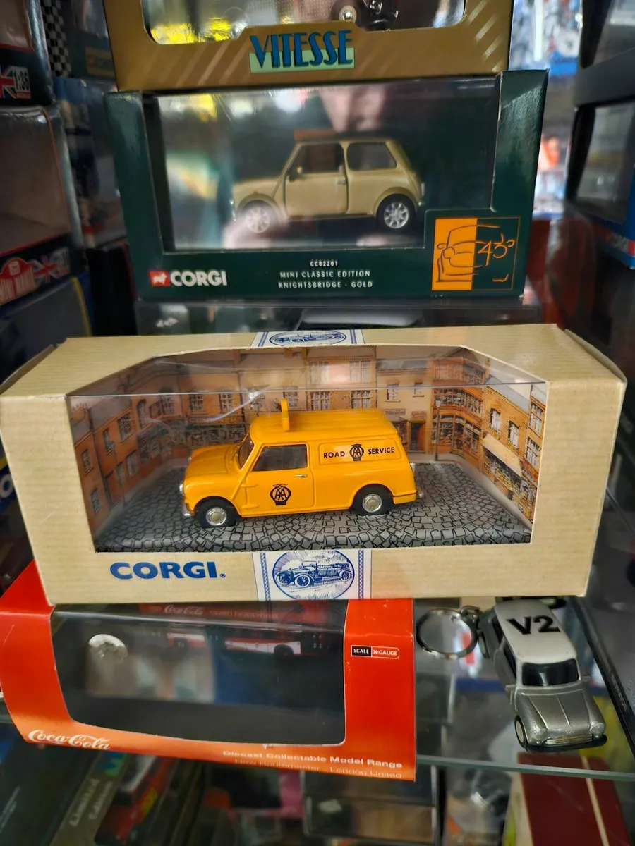 Corgi Mini