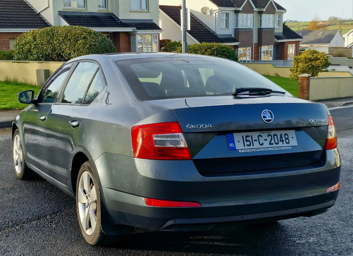 Skoda Octavia 1.6 TDI 2015 €4950€ - Image 3