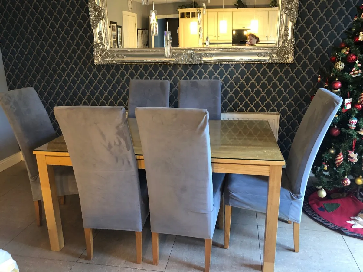 Table & 6 Chairs - Image 1