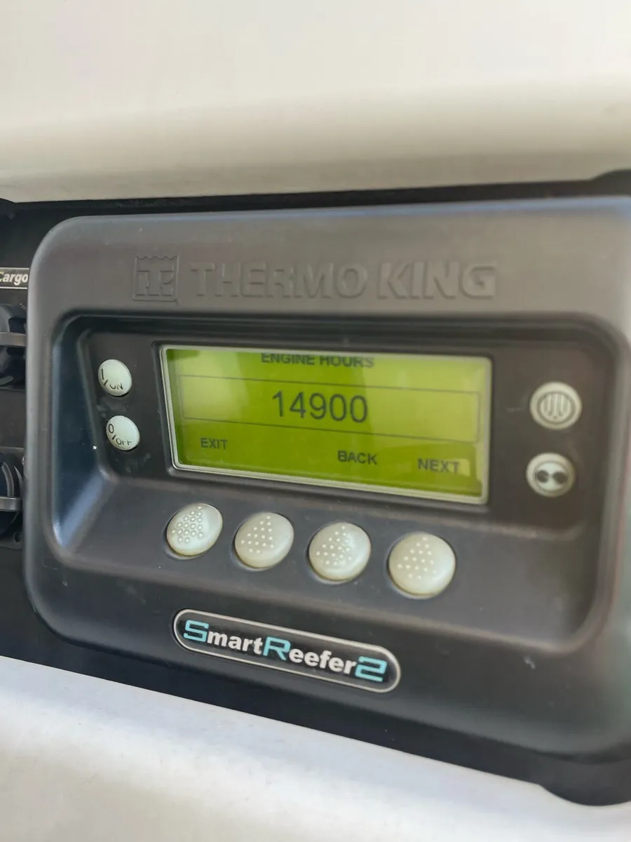 2010 chereau fridge - Image 4