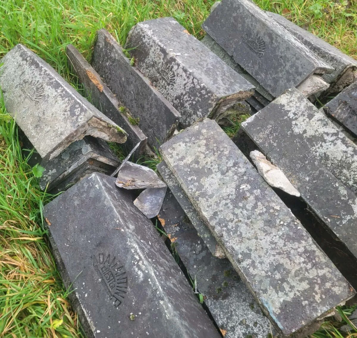 Slates for sale - Image 2