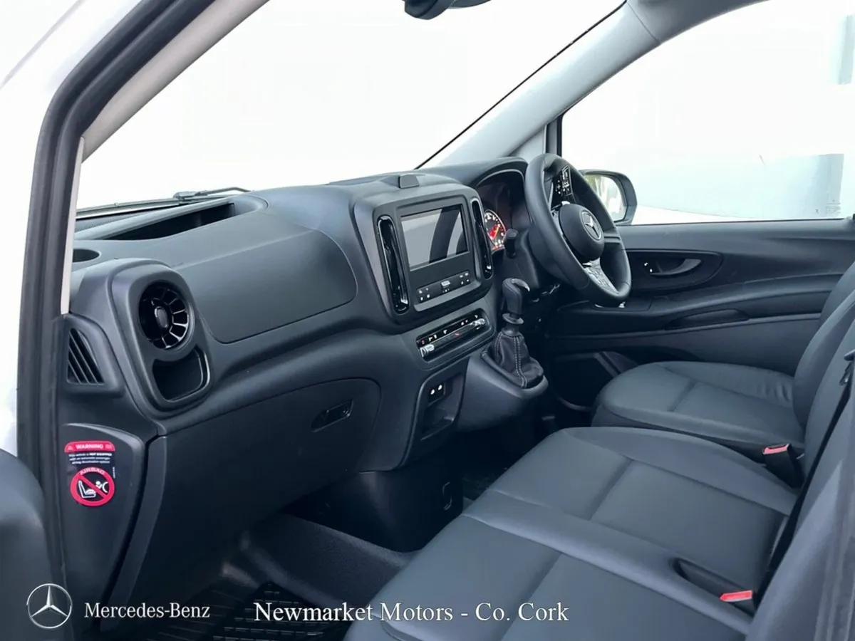 Mercedes-Benz Vito LONG WHEEL BASE 140BHP 6 SPEED - Image 3