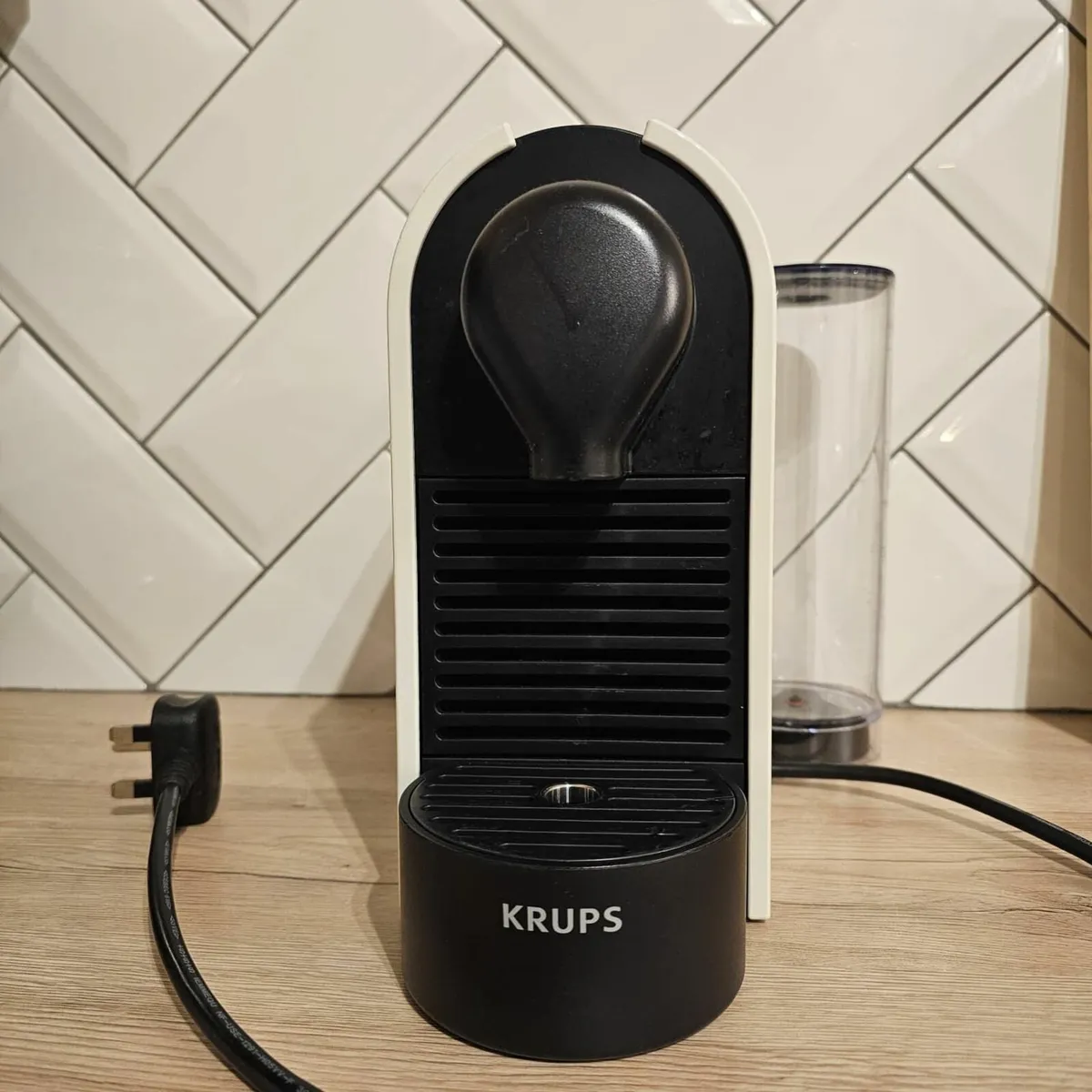 Nespresso Coffee Machine & Milk Frother Bundle - Image 1