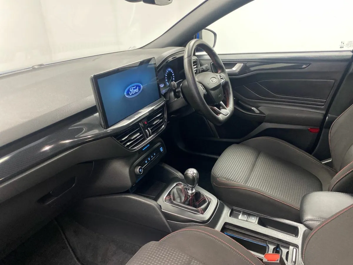 Ford Focus 1.0L EcoBoost 125PS Trend - Image 3