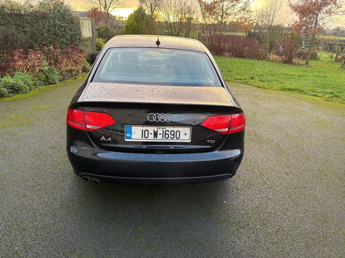 Audi A4 - Image 2