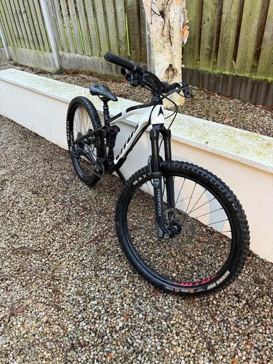 Vitus Sommet 2019 (Size Small) - Image 2