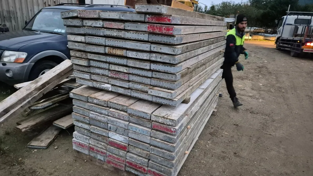 Timber Scaffolding Boards - Image 3