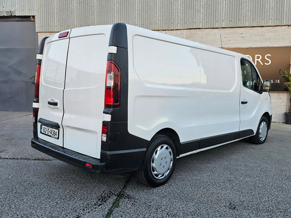 RENAULT TRAFIC LWB // 08/26 DOE - Image 2