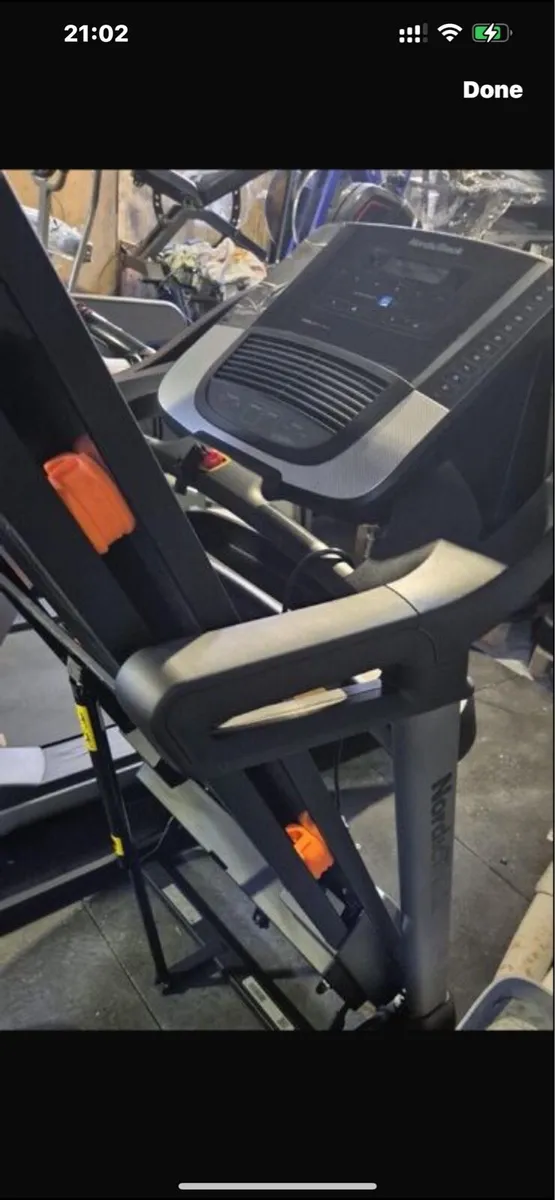 NORIDCTRACK TREADMILL t5.5S EX DISPLAY - Image 1