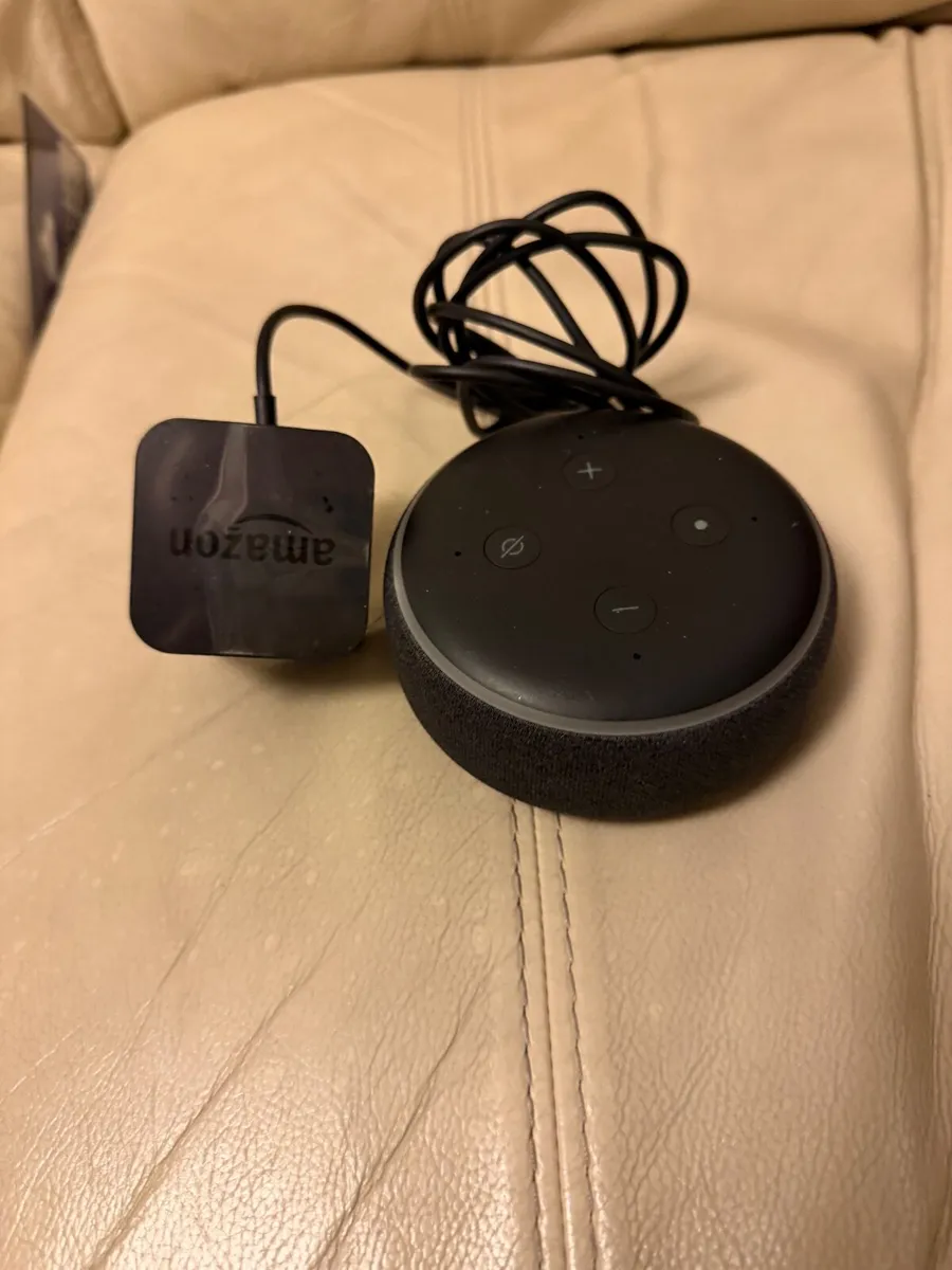 Amazon Alexa Echo Dot 3rd Generation Black - Image 1