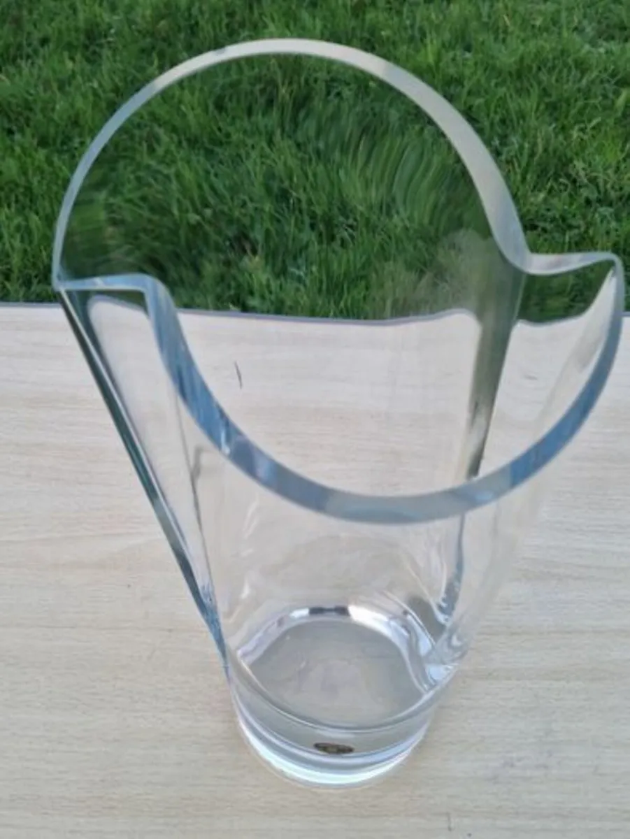 Bohemia art glass vase - Image 4