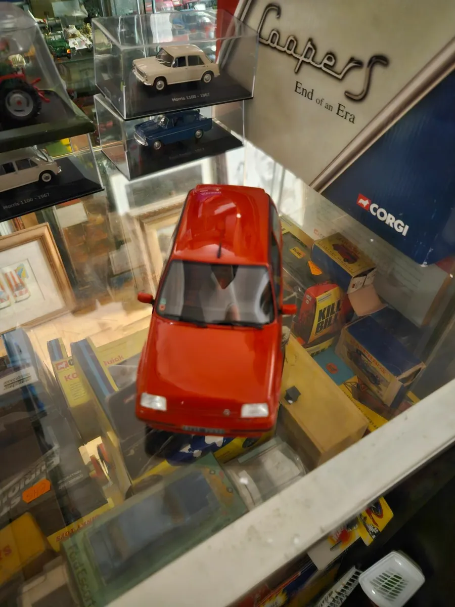Corgi OTTO Renault 5 - Image 3