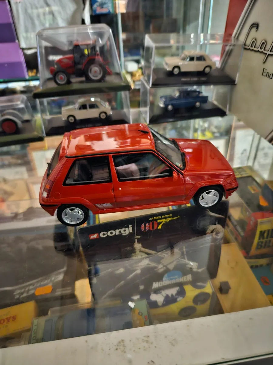 Corgi OTTO Renault 5 - Image 4