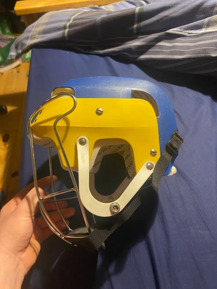 Cooper hurling helmet - Image 2