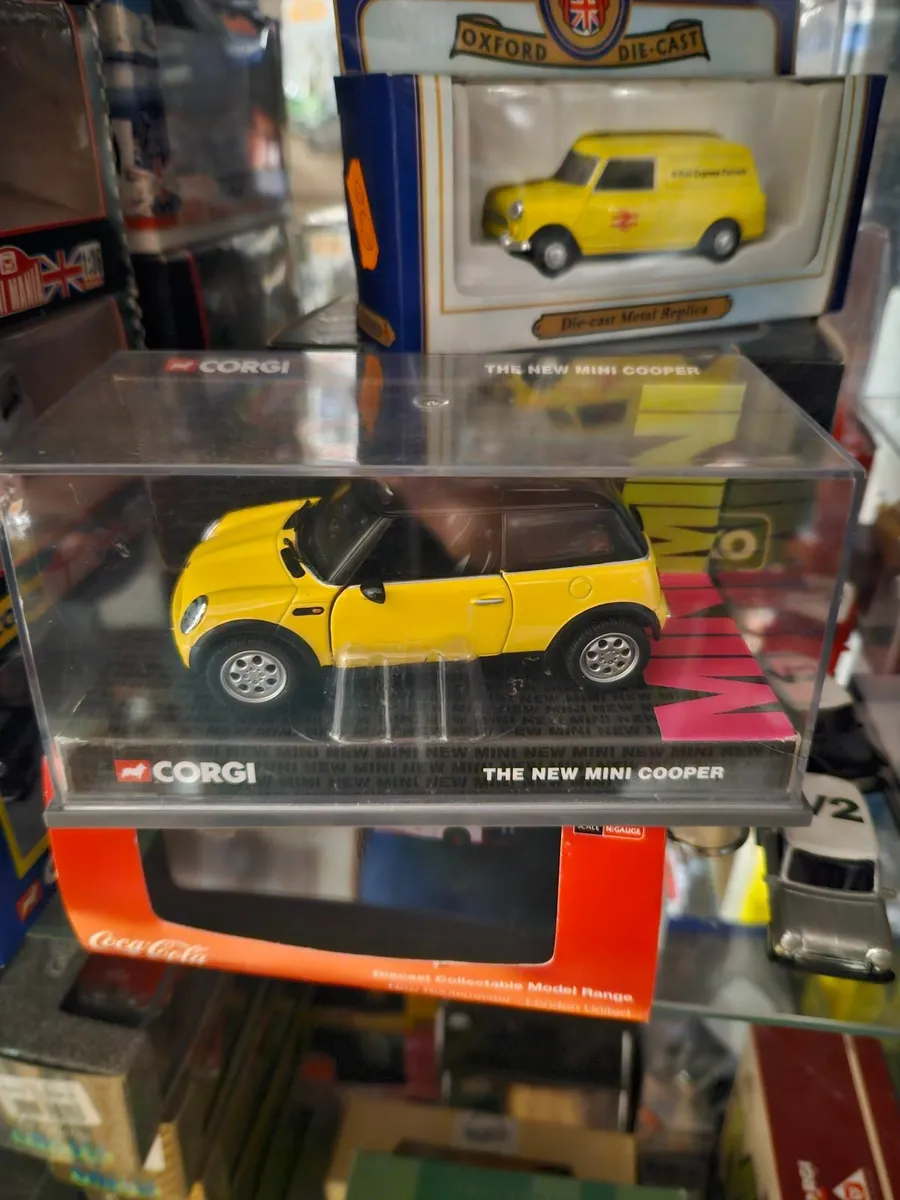 Corgi Mini