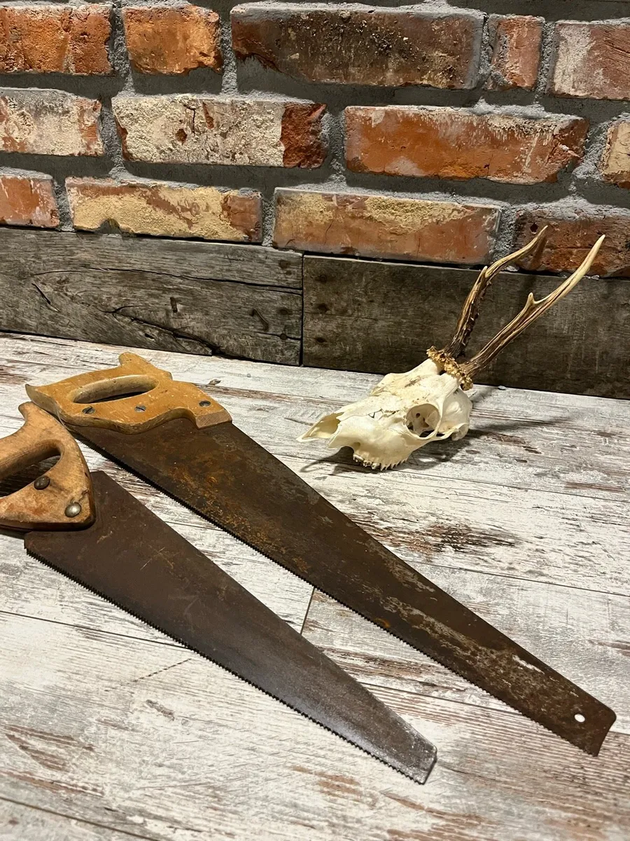 Vintage Hand saw - Image 1