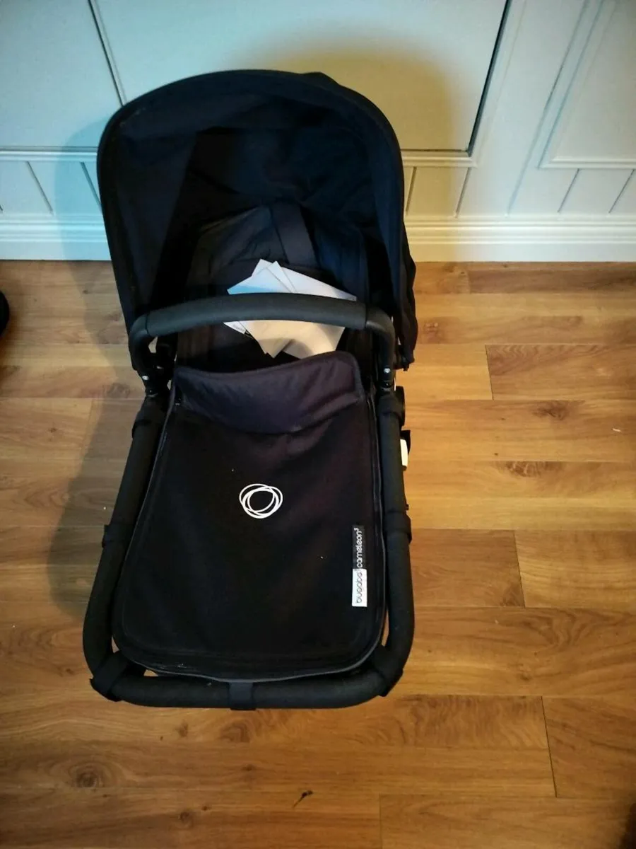 Bugaboo chameleon Bassinet - Image 1