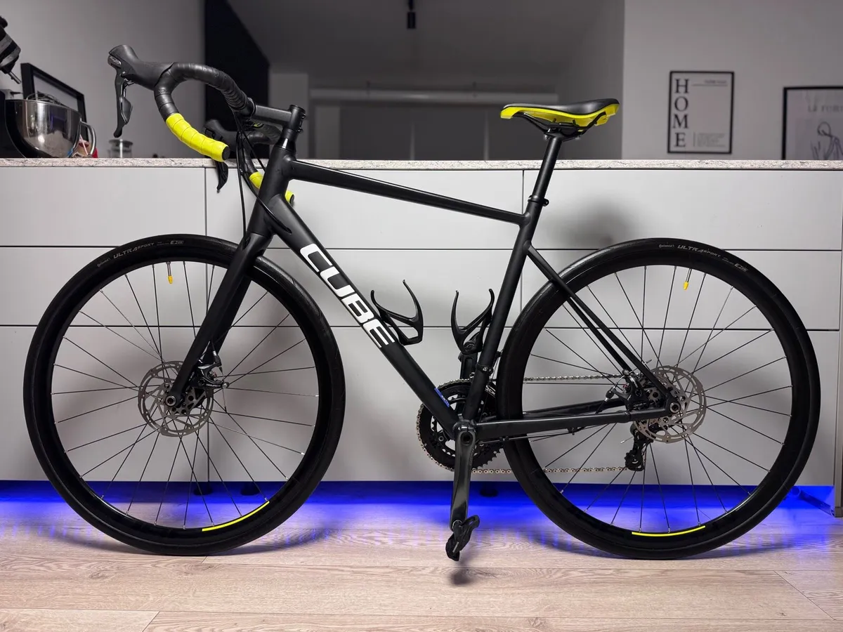 CUBE Attain Race Disc Road Bike - Image 2