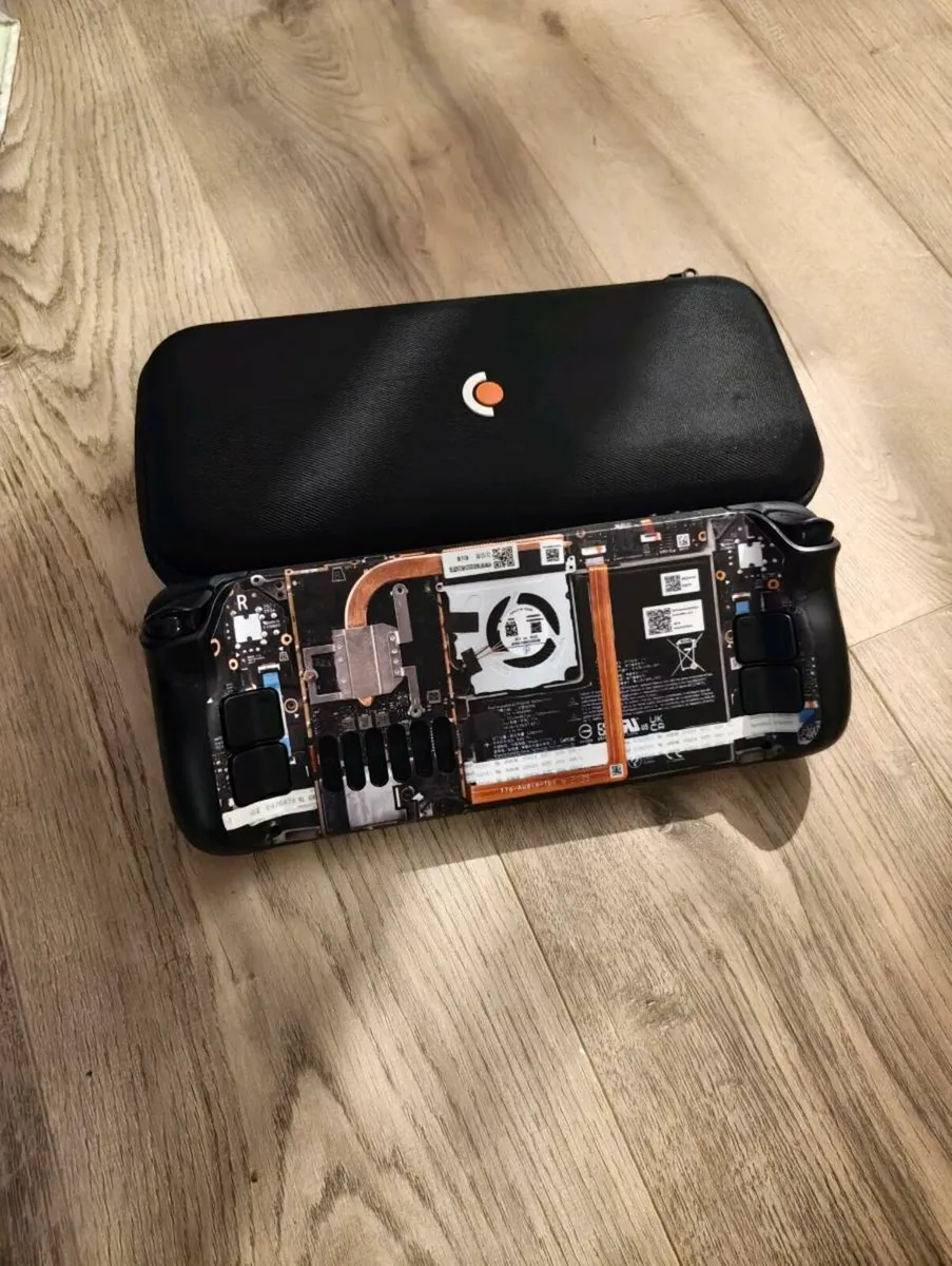 Steam Deck OLED 512gb + 512gb SD Card - Image 2