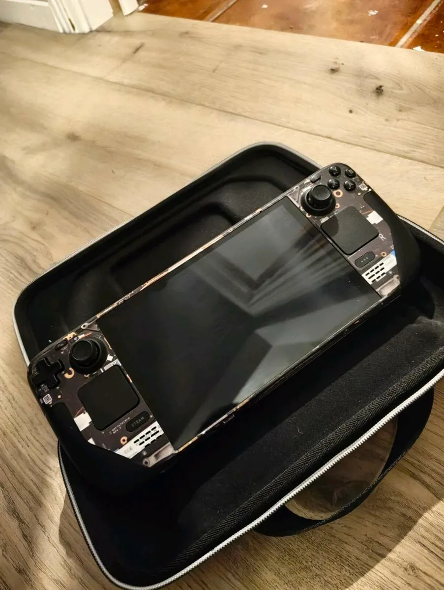 Steam Deck OLED 512gb + 512gb SD Card - Image 3