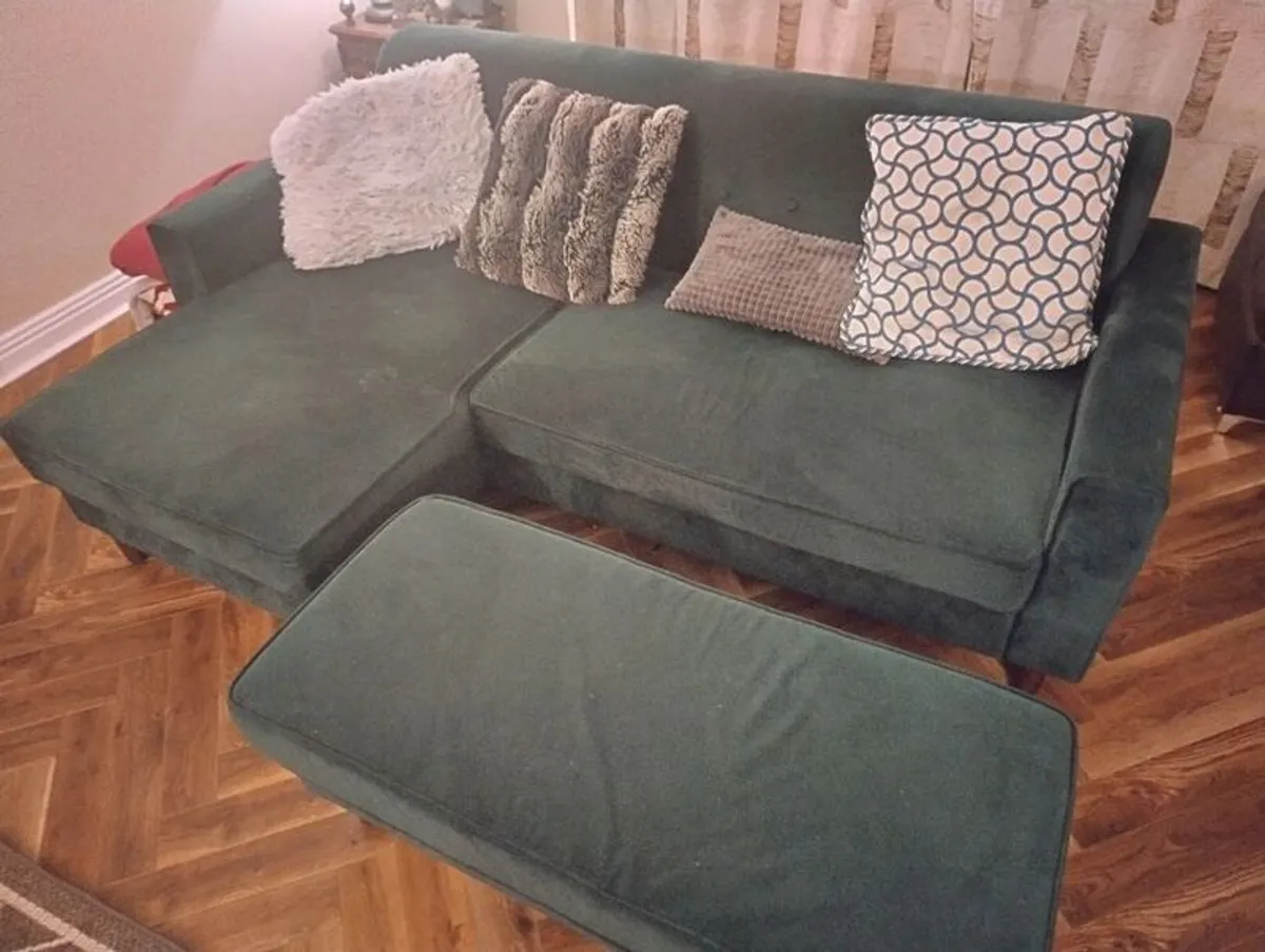 Chaise Longues - Image 2