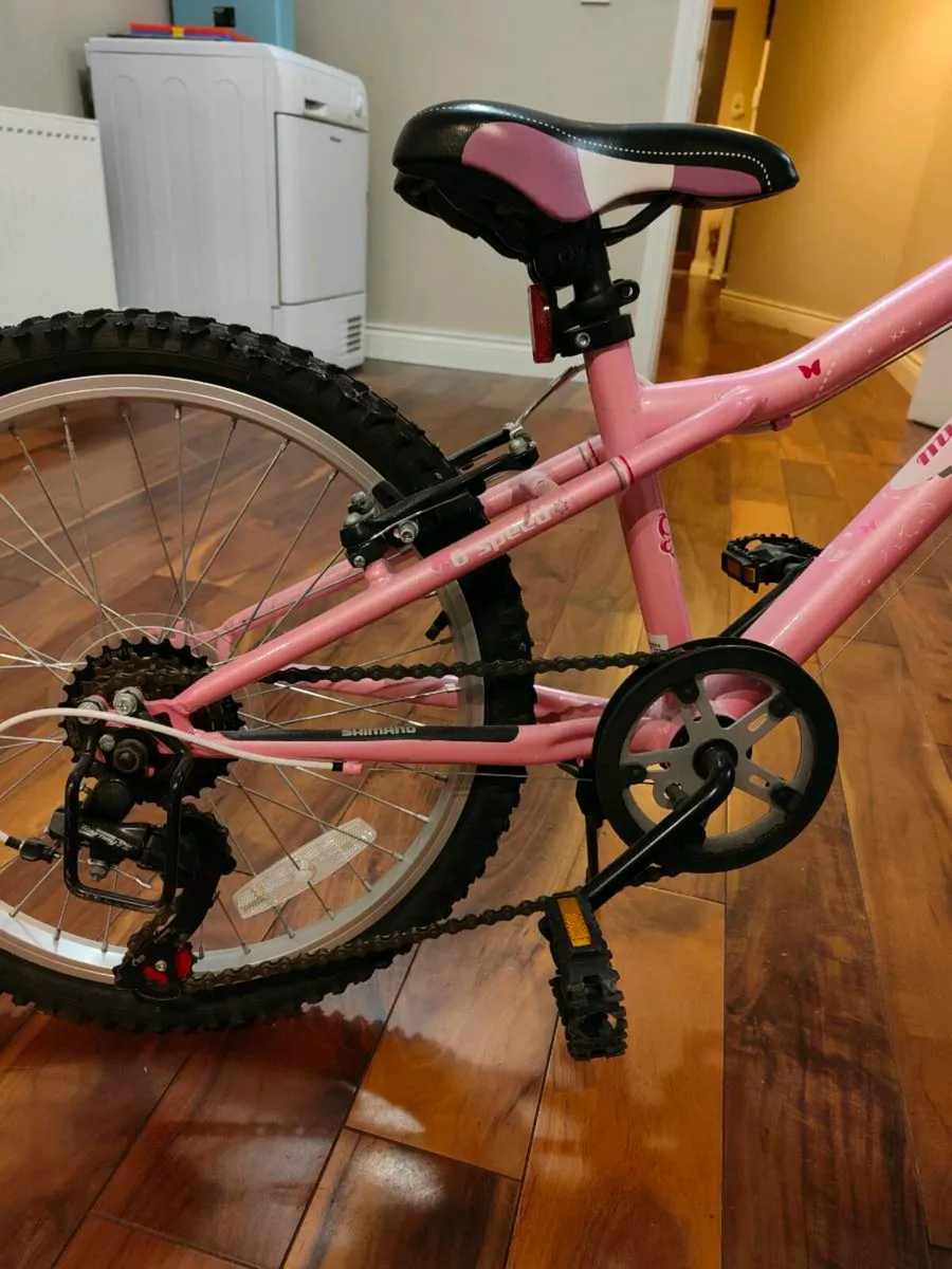 20 inch Girl's bicycle - Image 4