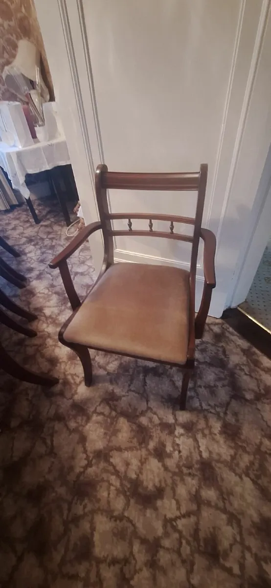 Extendable Mahogany Dining Room Table + 8 Chairs - Image 4