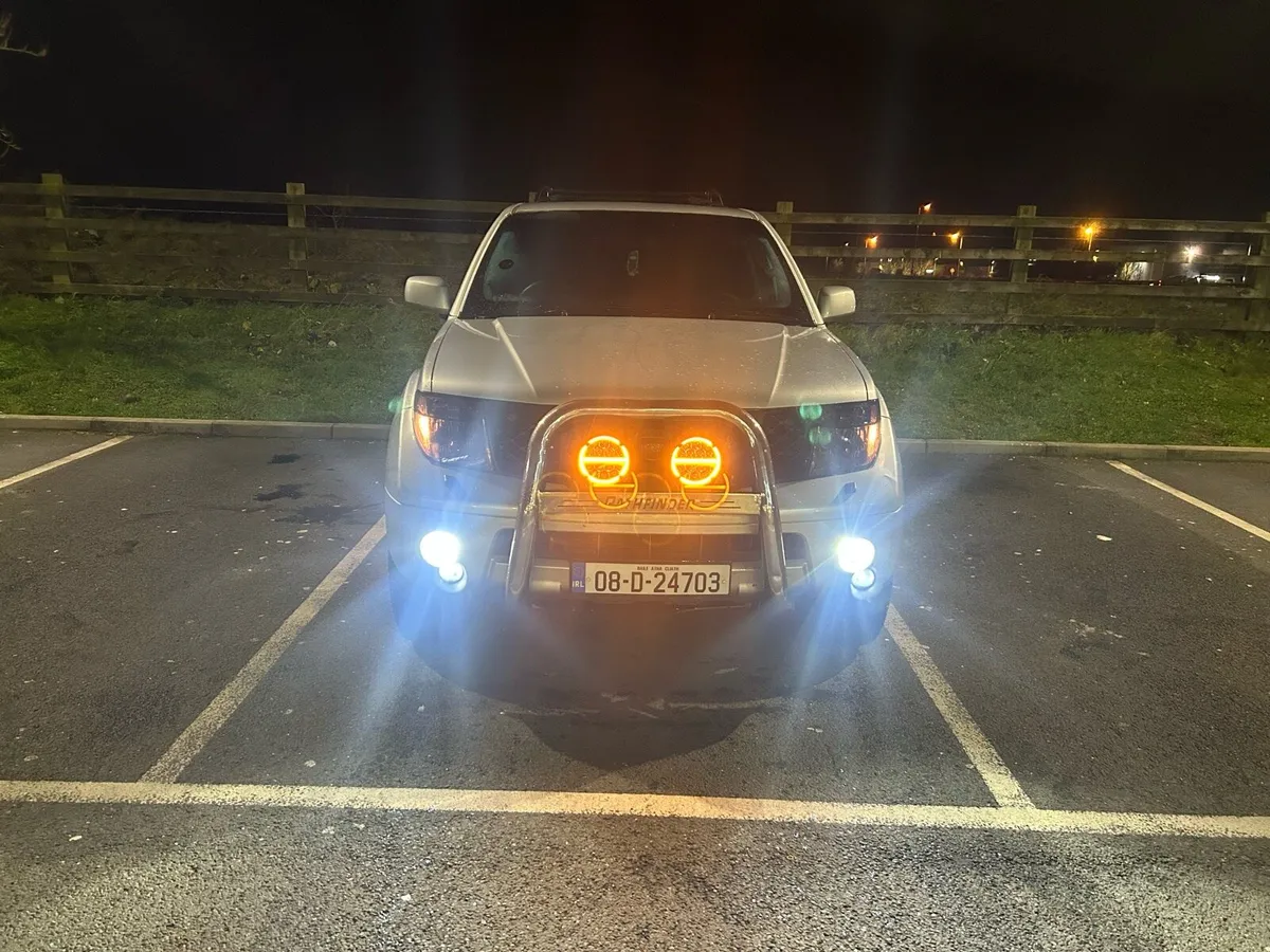 Nissan pathfinder 2.5tdi commercial - Image 1