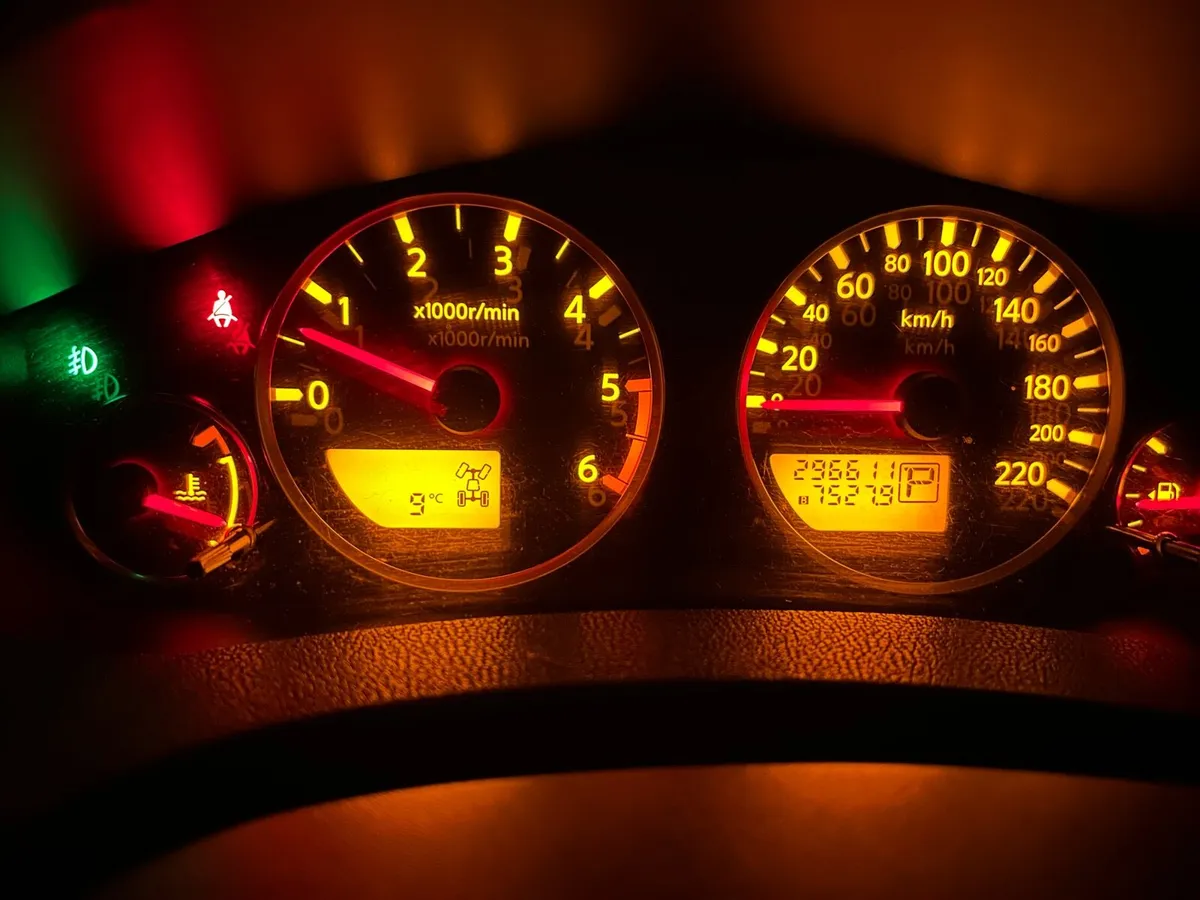 Nissan pathfinder 2.5tdi commercial - Image 4