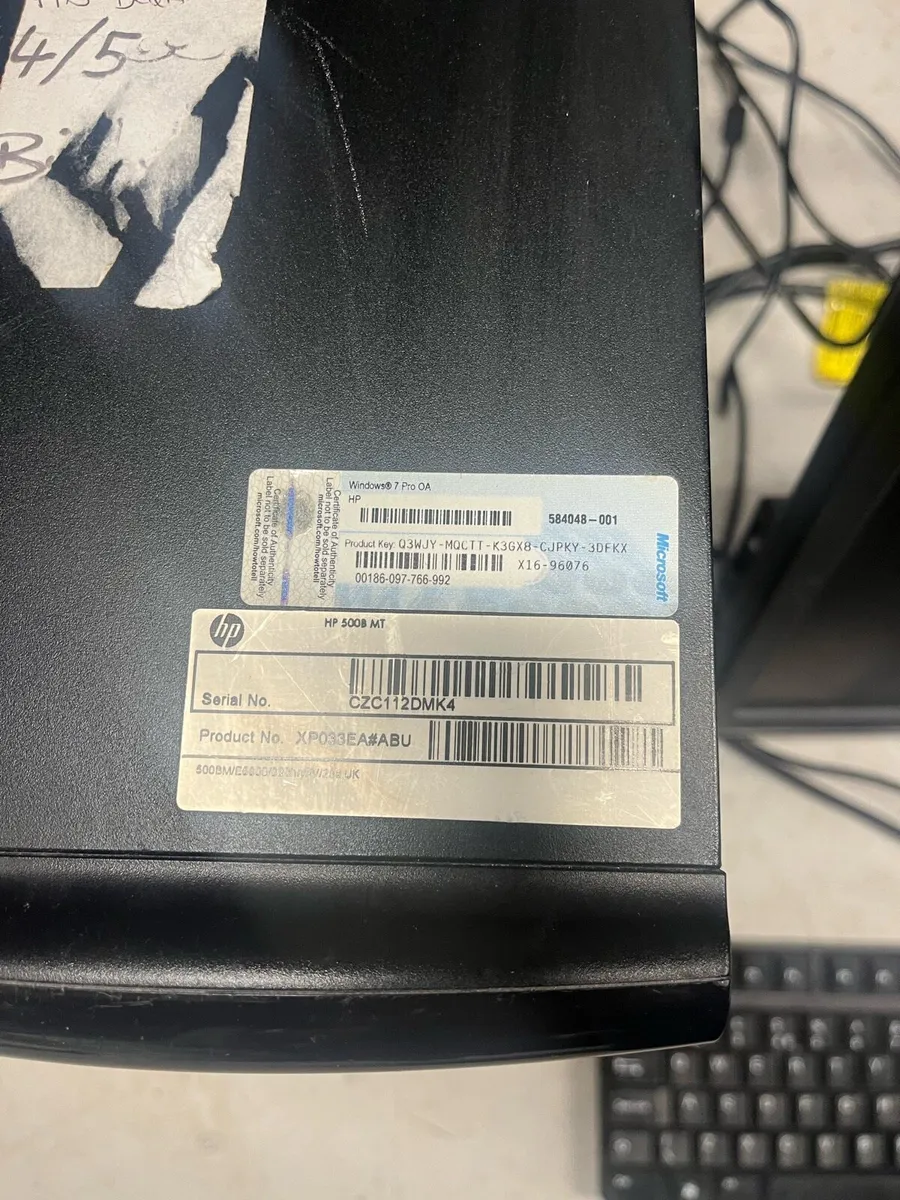 Dell pc screen and keyboard hp Hardrive - Image 3