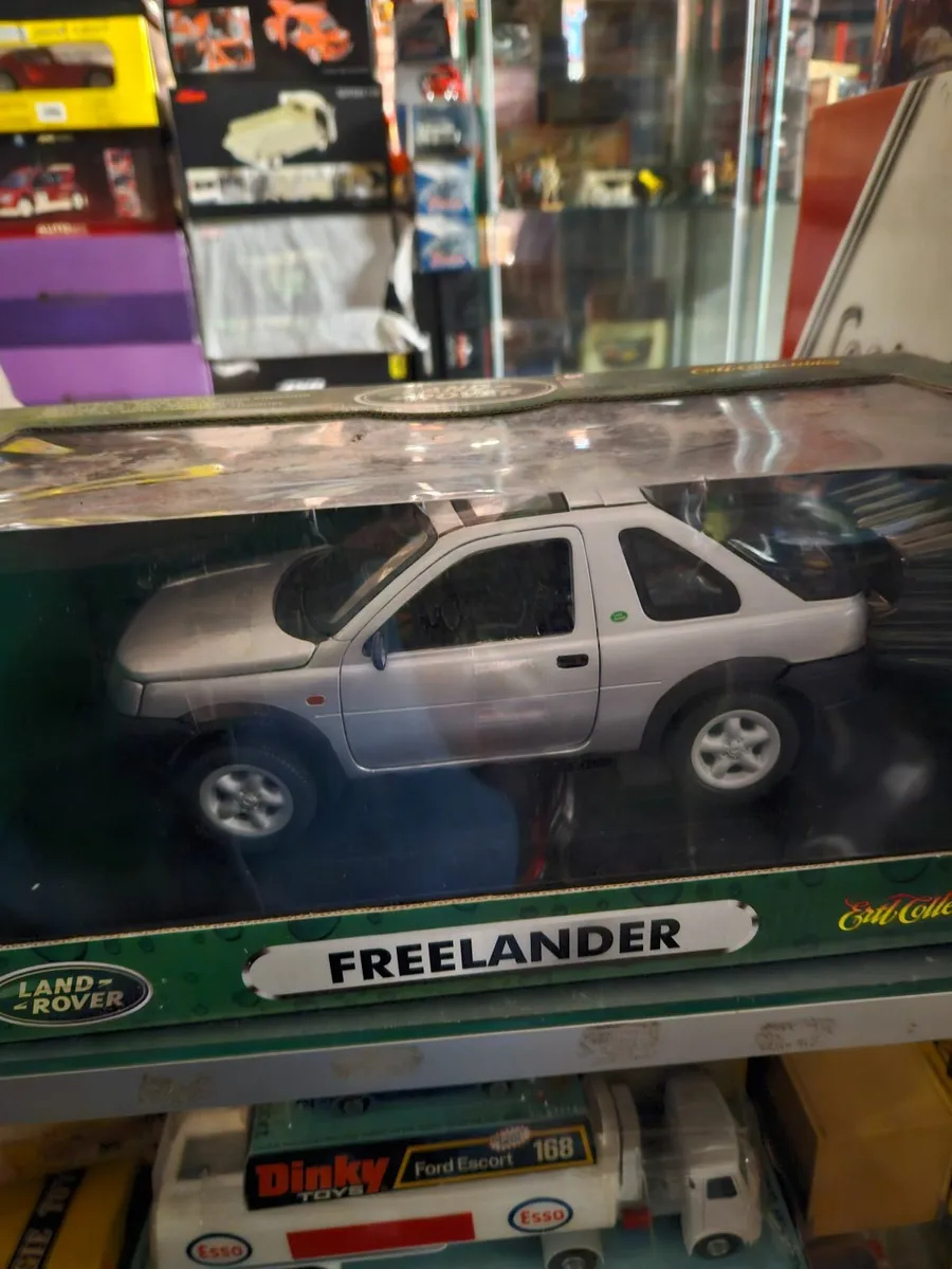 Corgi ERTL Freelander 1:18 - Image 3