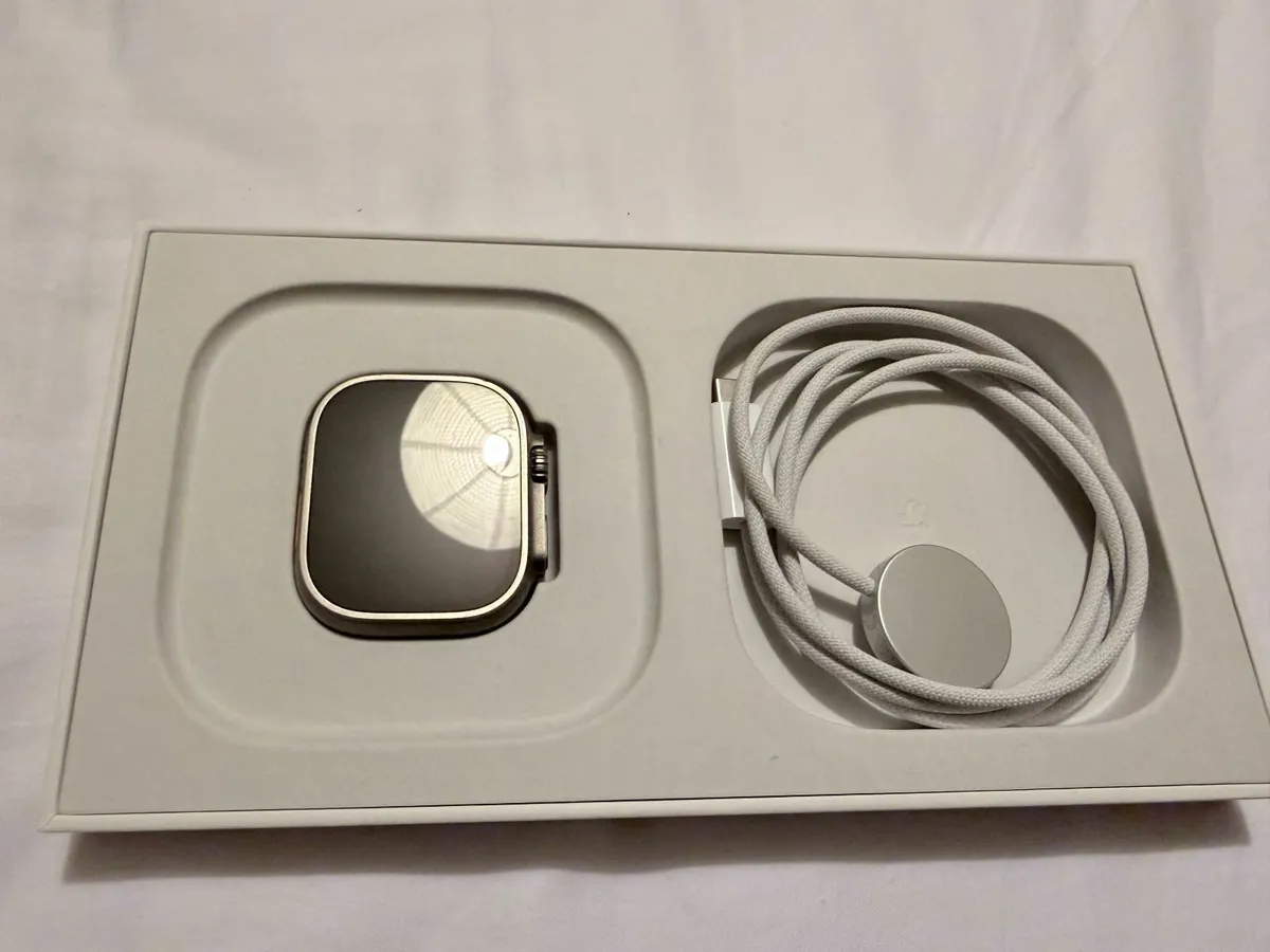 apple watch ultra 1 - Image 1