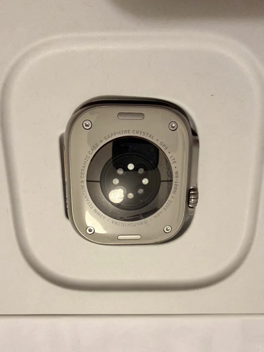 apple watch ultra 1 - Image 4