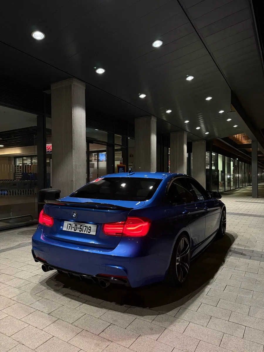 2017 BMW 330E MSport - Image 3