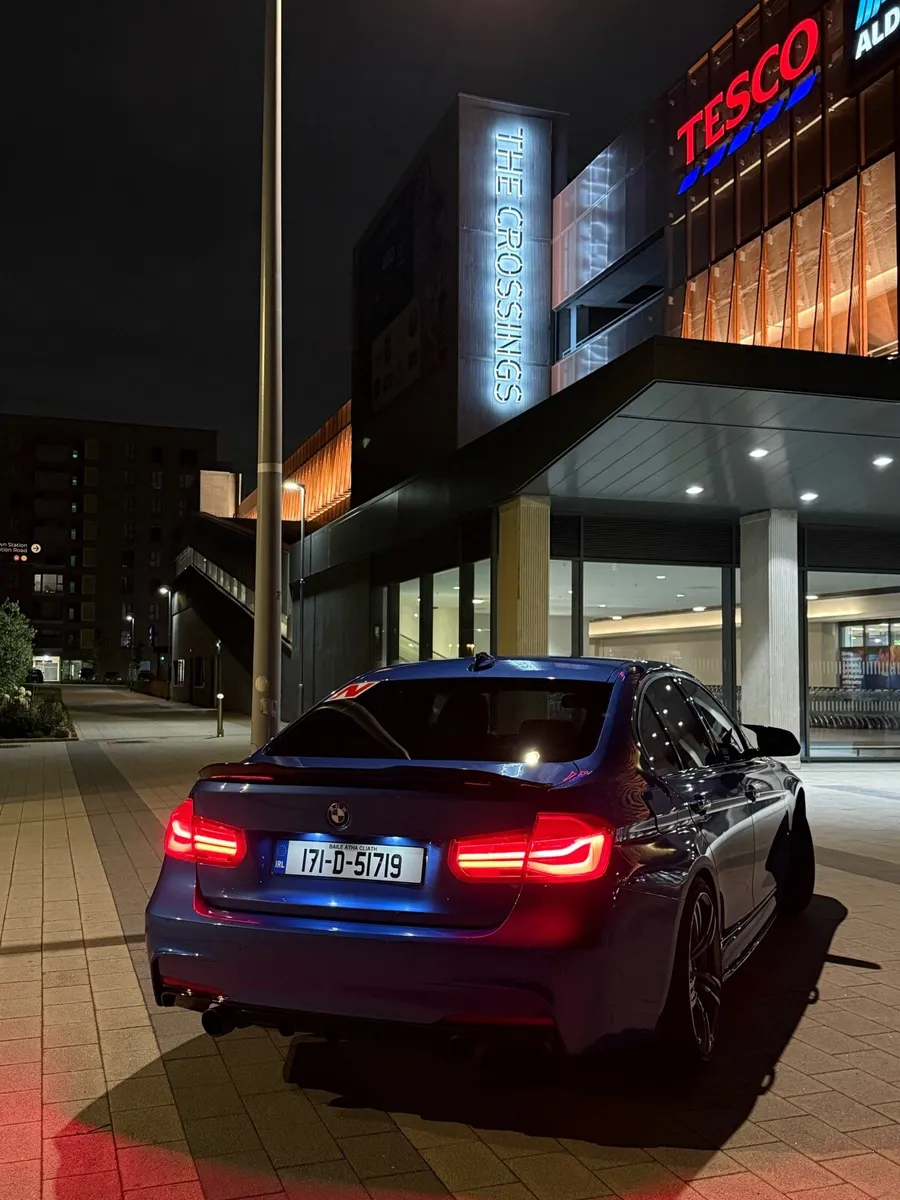 2017 BMW 330E MSport - Image 4