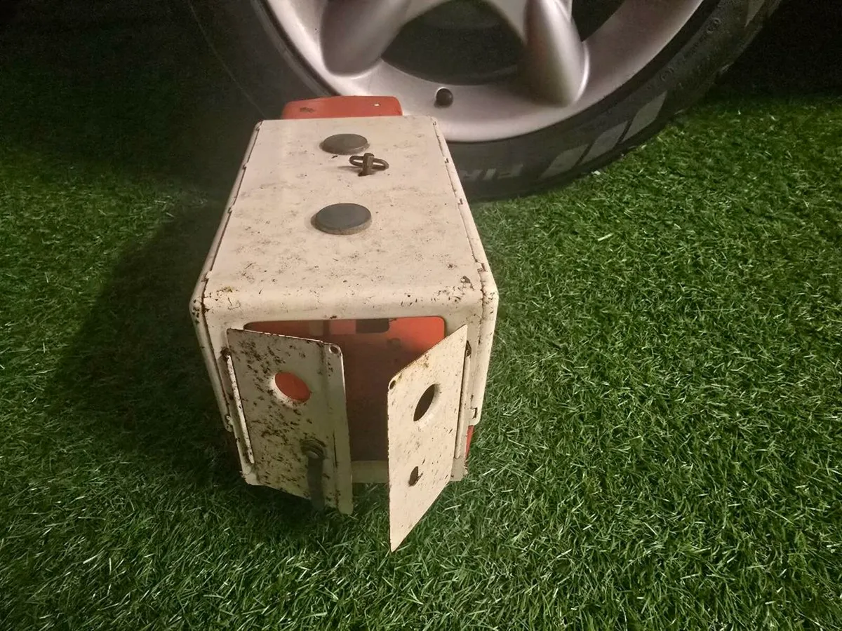 Old style model ice cream van - Image 2