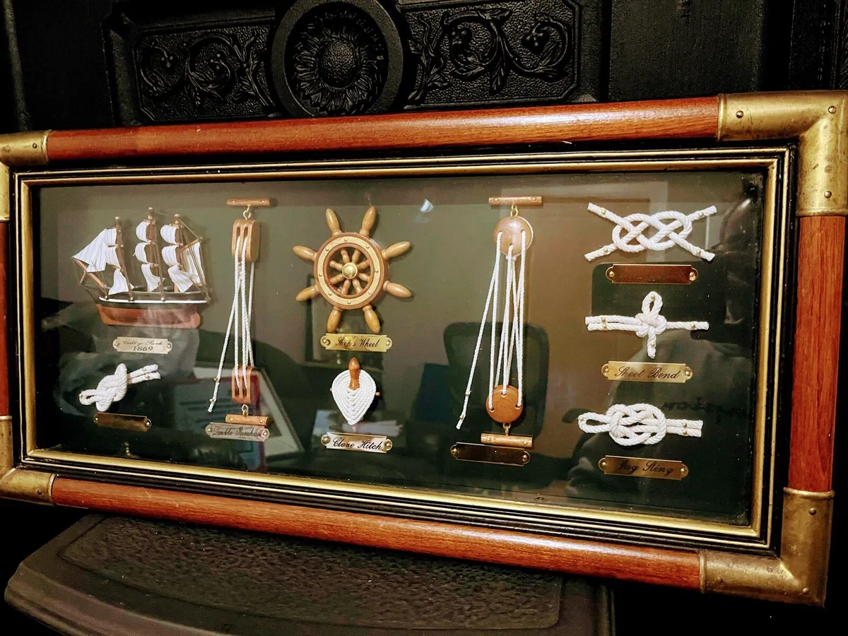 Stunning maritime shadow box - Image 1