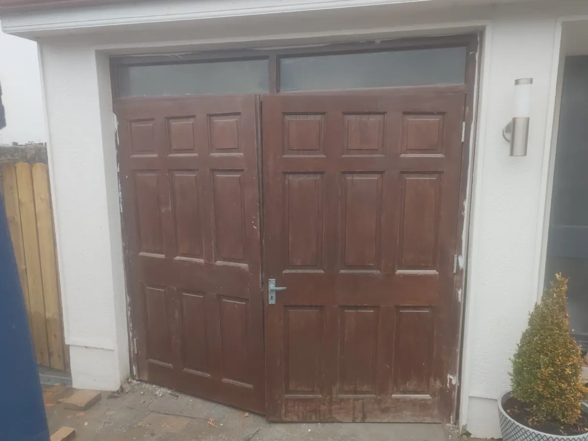 Garage doors - Image 3