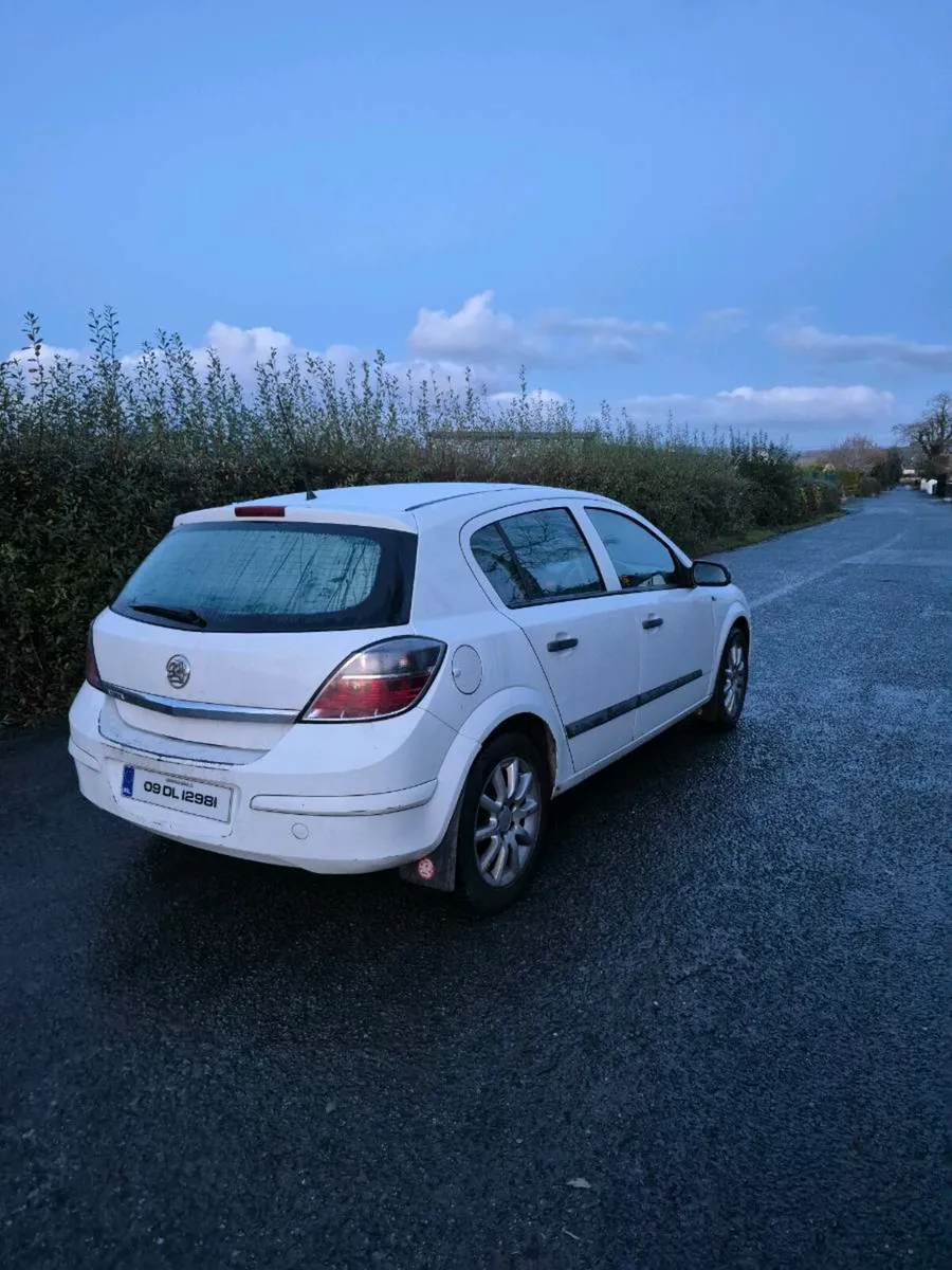 2009 Vauxhall Astra 1.7 CDTI - Image 4