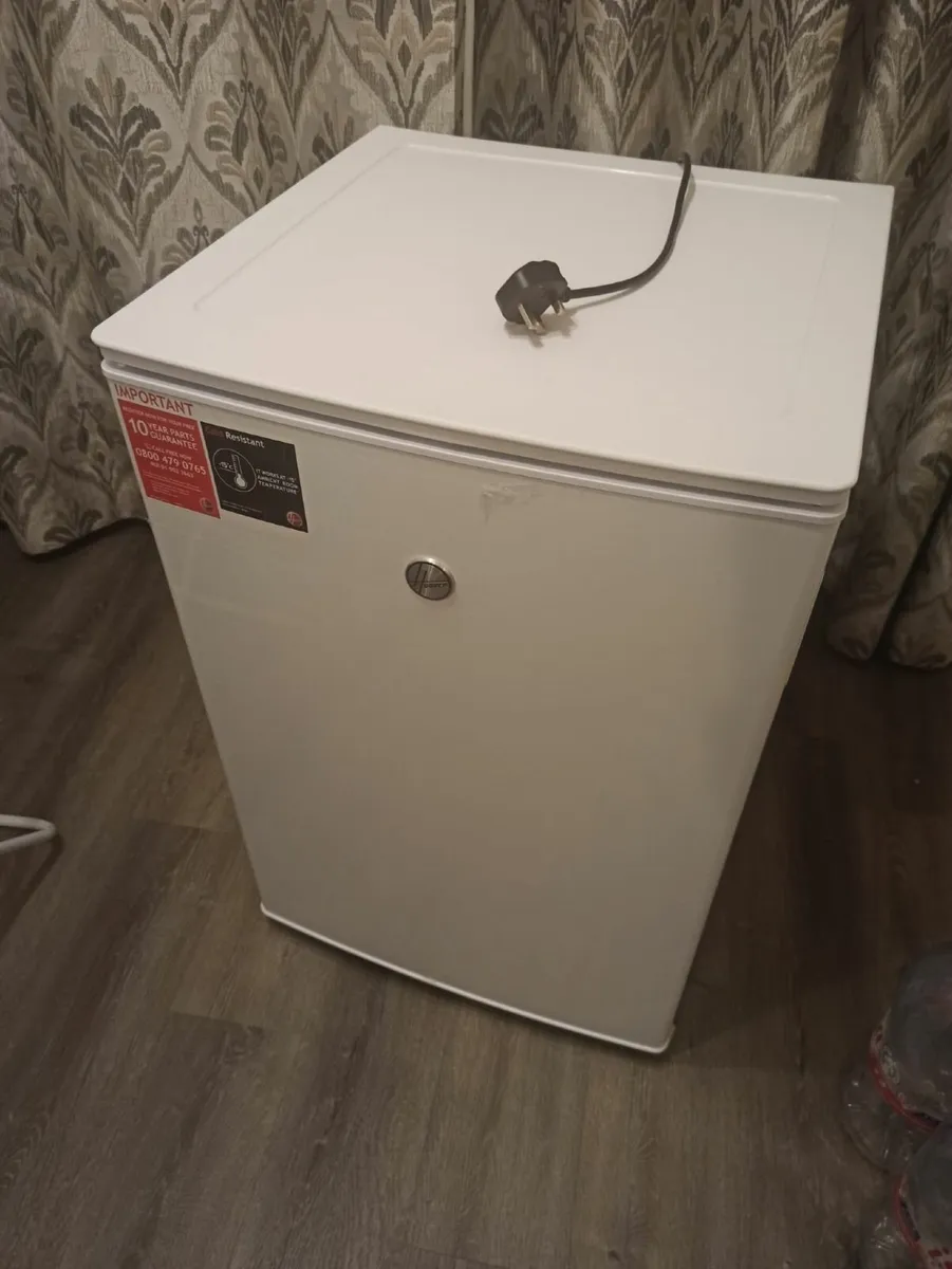 Hoover Freestanding Freezer - Image 3