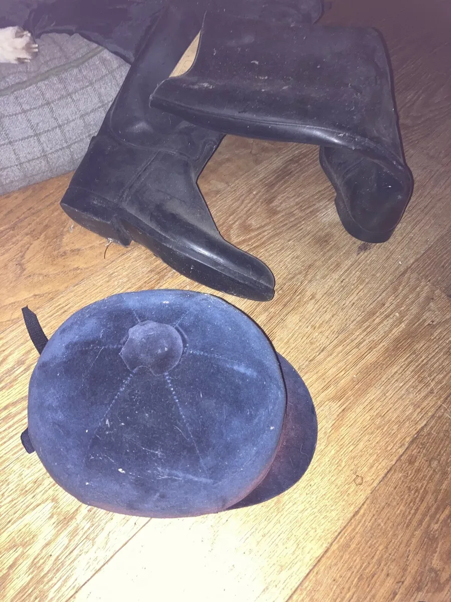 Riding helmet and boots