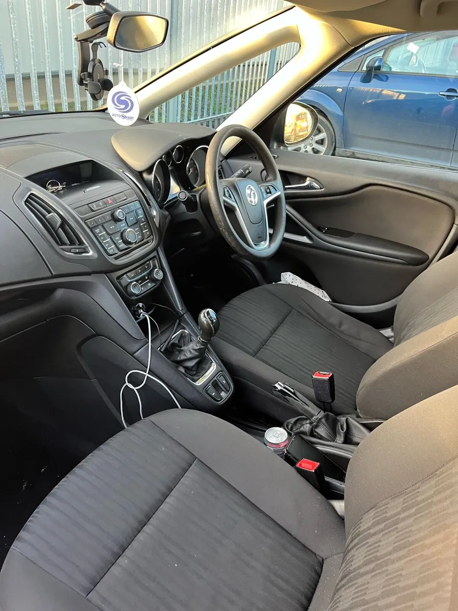 Opel zafira 7 setter with new NCT - Image 4