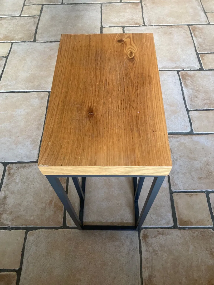 C-Shaped Coffee table - Image 3