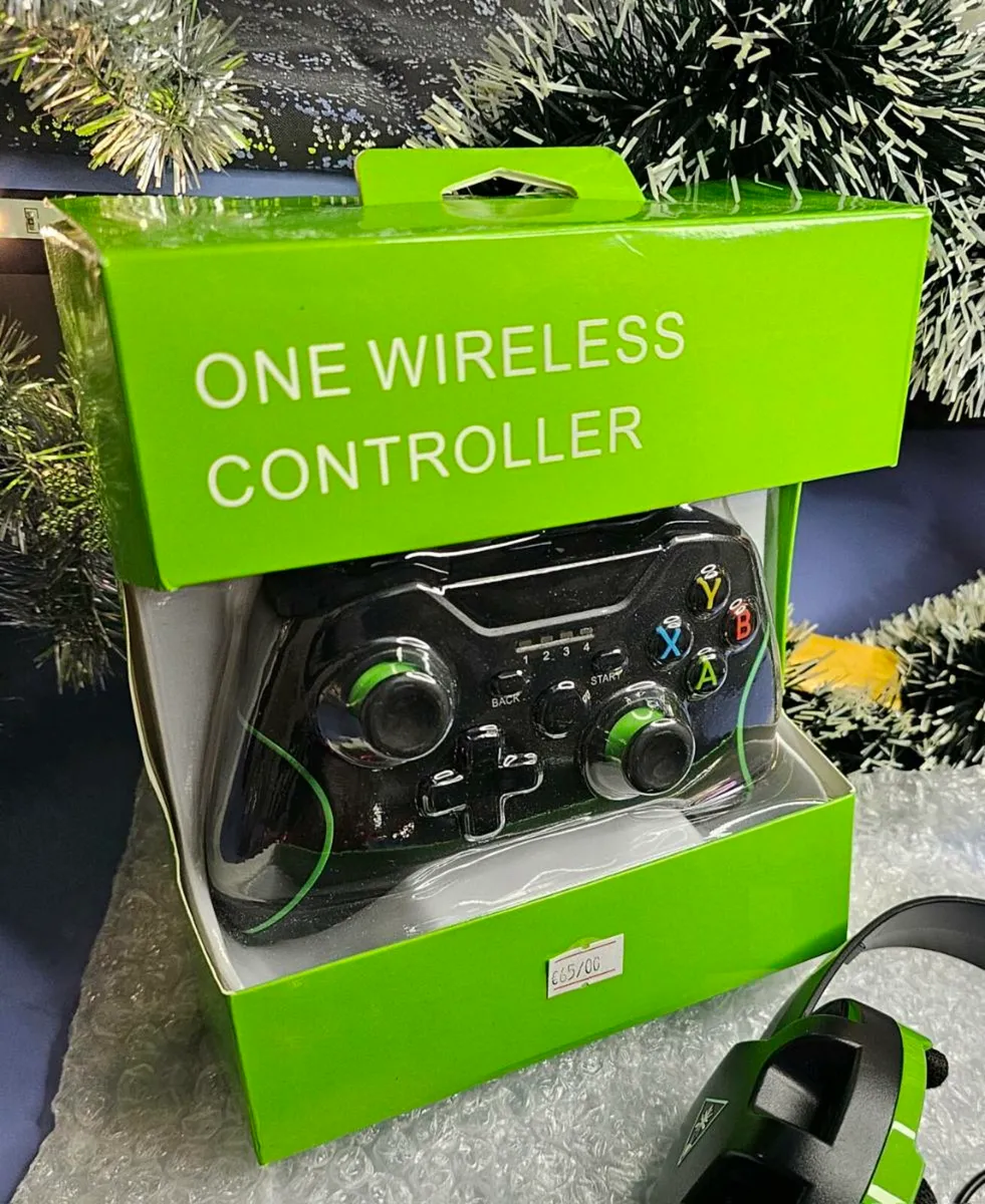 XMAS Free Gift Wrapping Xbox One/SeriesXController - Image 4