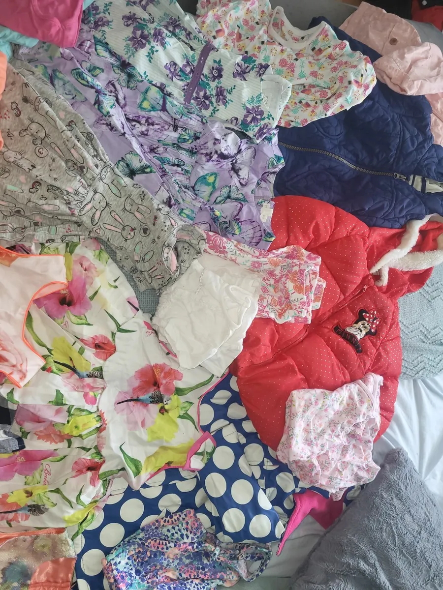 Girls clothes - Image 2