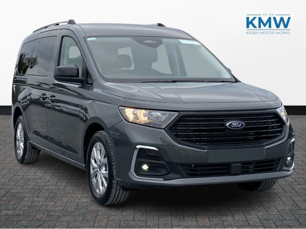 Ford Tourneo Connect Tourneo Connect  LWB Titanium - Image 1