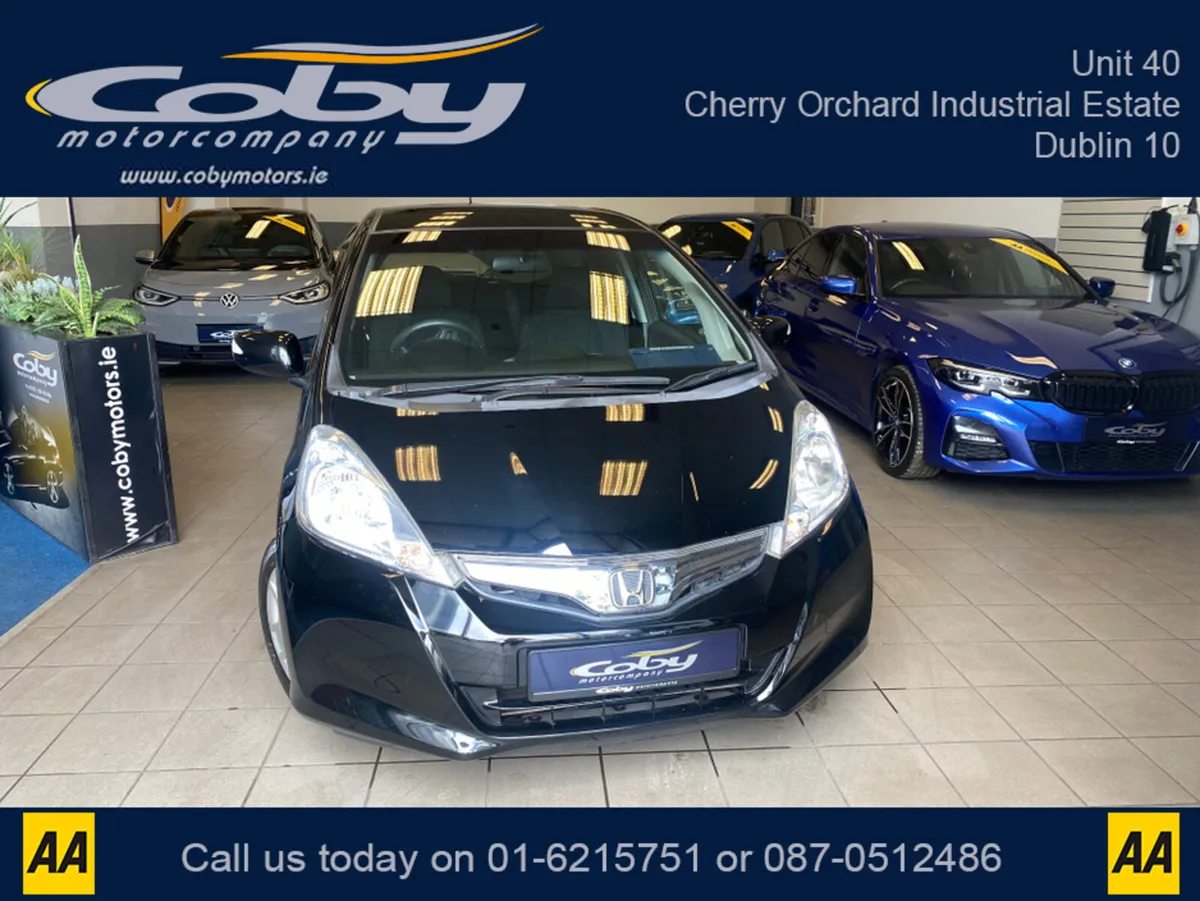 Honda Fit 1.3 HYBRID 5DR AUTO. Immaculate Car with - Image 2