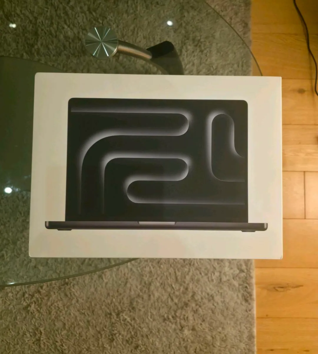 Macbook Pro M5 Chip 24GB/1TB - Image 1